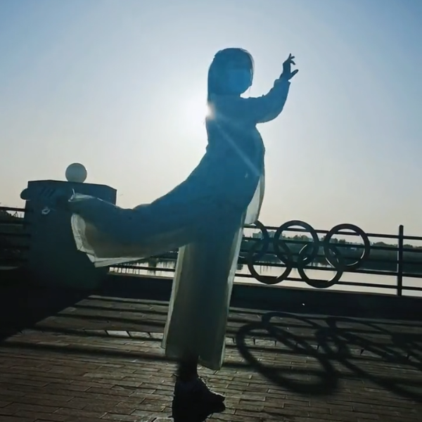 绫罗飘起遮住日落西，奏一回断肠的古曲#清明上河图舞蹈#古典舞身韵